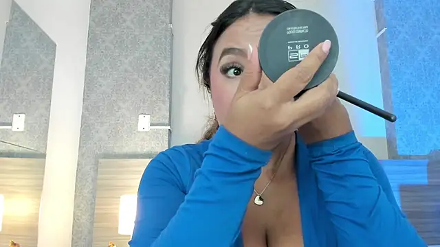 Snapshot of Mistyca chatting on 04/21/26, 10:33 Mistyca online show from 04/21/26, 10:33