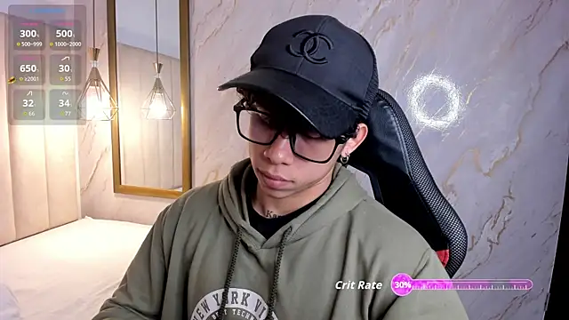 AkazaBoy  online show from 12/03/25, 05:19