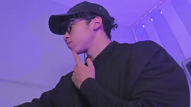 AkazaBoy  online show from 03/13/26, 04:50