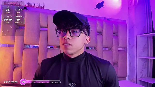 AkazaBoy  online show from 10/31/25, 08:05