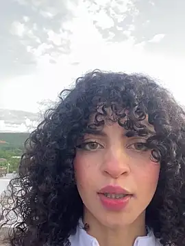 CurlyRose   online show from 12/15/25, 09:42