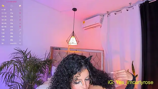Snapshot of CurlyRose__ chatting on 10/12/25, 12:56 CurlyRose online show from 10/12/25, 12:56