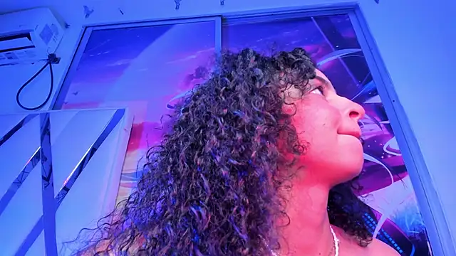 Snapshot of CurlyRose__ chatting on 03/15/25, 02:56 CurlyRose online show from 03/15/25, 02:56