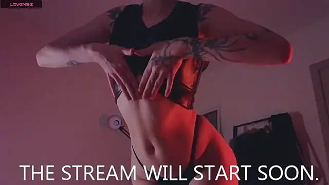 Space X Roxy  online show from 09/13/25, 09:09