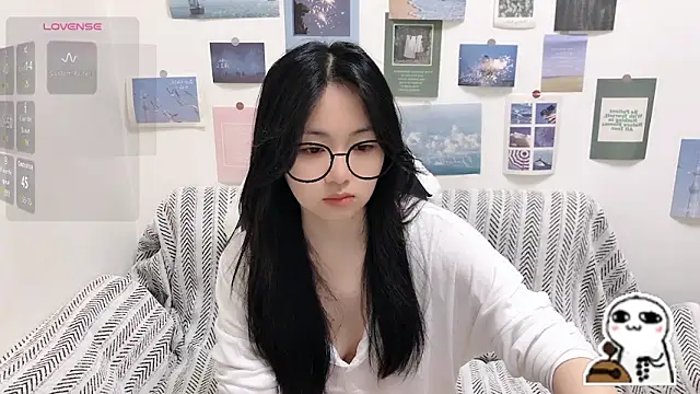 Snapshot of LiLiYbaby chatting on 05/30/26, 06:53 LiLiYbaby online show from 05/30/26, 06:53