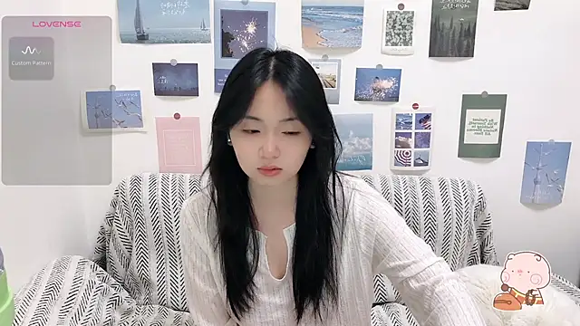 Snapshot of LiLiYbaby chatting on 12/02/25, 06:15 LiLiYbaby online show from 12/02/25, 06:15