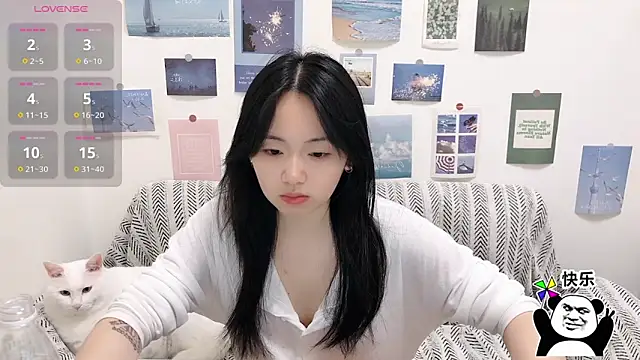 Snapshot of LiLiYbaby chatting on 11/07/25, 06:29 LiLiYbaby online show from 11/07/25, 06:29