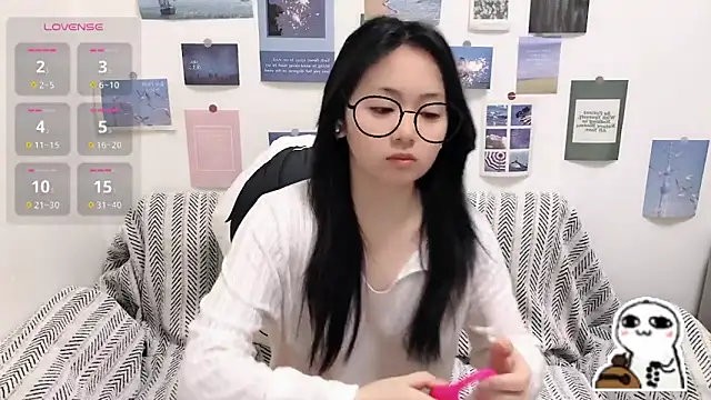 Snapshot of LiLiYbaby chatting on 06/01/26, 06:46 LiLiYbaby online show from 06/01/26, 06:46