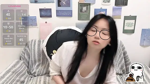 LiLiYbaby online show from 04/14/26, 06:29