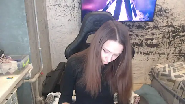 Snapshot of PamelaYoun chatting on 10/24/25, 10:09 PamelaYoun online show from 10/24/25, 10:09