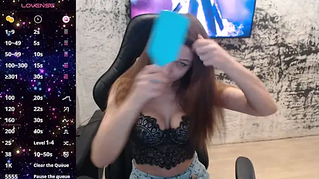 Snapshot of PamelaYoun chatting on 11/24/25, 07:03 PamelaYoun online show from 11/24/25, 07:03