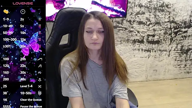 Snapshot of PamelaYoun chatting on 01/06/26, 11:31 PamelaYoun online show from 01/06/26, 11:31