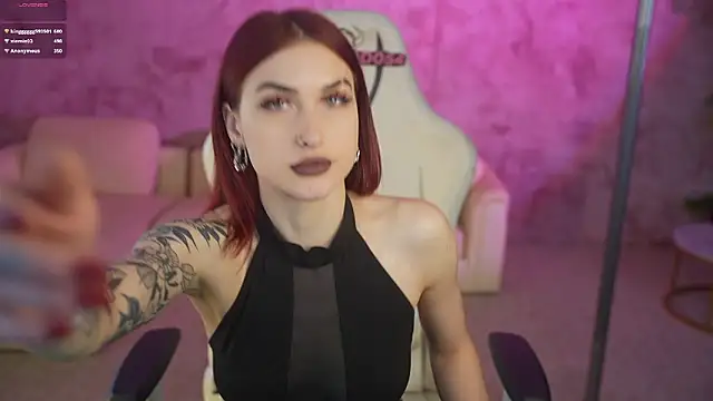 Magnetic Mia  online show from 03/10/26, 03:32