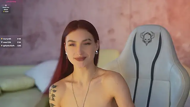 Snapshot of Magnetic_Mia_ chatting on 02/03/26, 06:40 Magnetic Mia online show from 02/03/26, 06:40