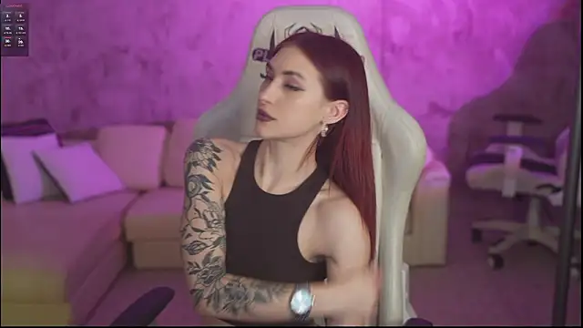 Snapshot of Magnetic_Mia_ chatting on 02/26/26, 11:49 Magnetic Mia online show from 02/26/26, 11:49