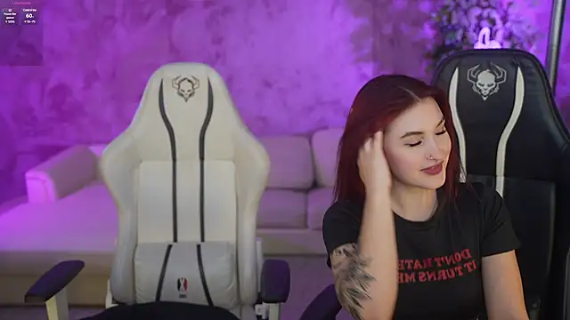 Magnetic Mia  online show from 03/11/25, 07:36