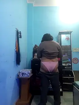 Snapshot of Punjabi_beauty123 chatting on 02/11/25, 12:25 Punjabi beauty123 online show from 02/11/25, 12:25