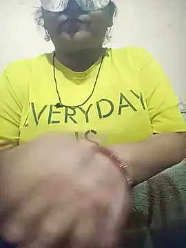 Snapshot of Punjabi_beauty123 chatting on 12/21/24, 04:36 Punjabi beauty123 online show from 12/21/24, 04:36