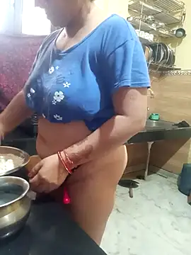 Snapshot of Punjabi_beauty123 chatting on 02/22/25, 03:45 Punjabi beauty123 online show from 02/22/25, 03:45