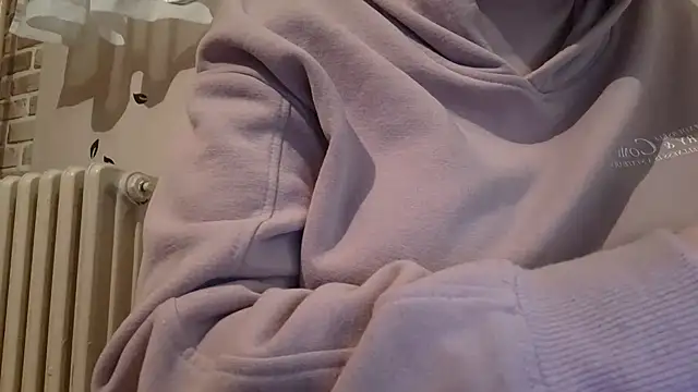 AalinnaK online show from 02/26/25, 08:47