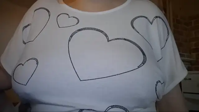 AalinnaK online show from 01/10/26, 12:06