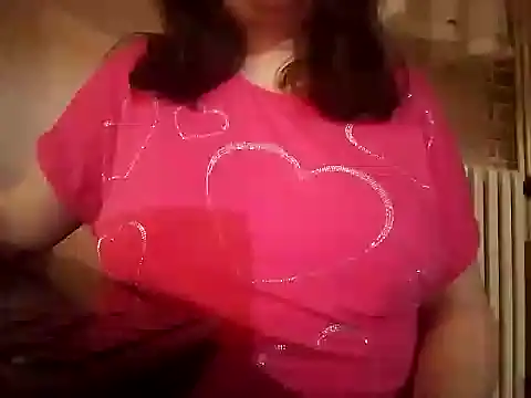 AalinnaK online show from 11/18/25, 11:13