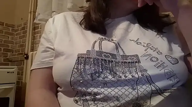 AalinnaK online show from 03/08/25, 09:08