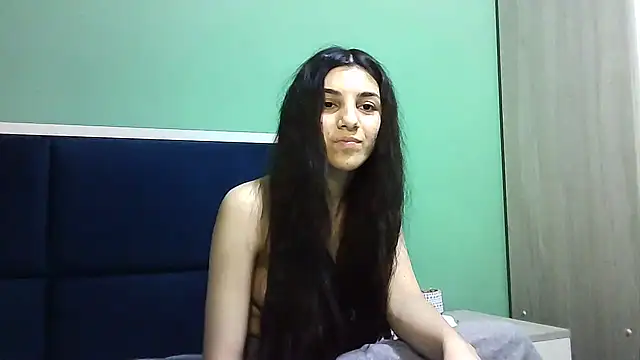 Snapshot of Ahotkittyxxx chatting on 12/02/24, 04:59 Ahotkittyxxx online show from 12/02/24, 04:59