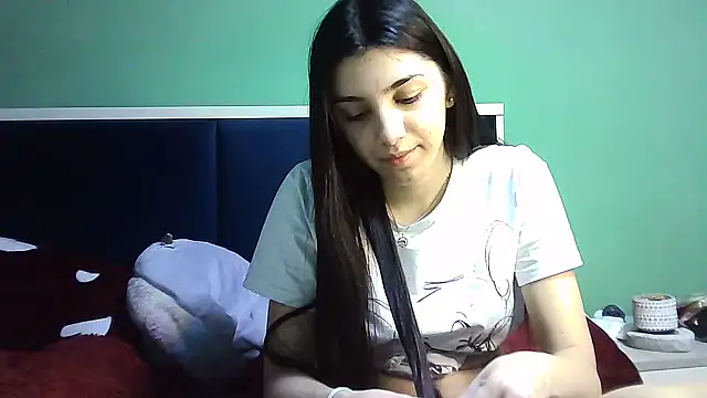Snapshot of Ahotkittyxxx chatting on 12/28/24, 10:58 Ahotkittyxxx online show from 12/28/24, 10:58