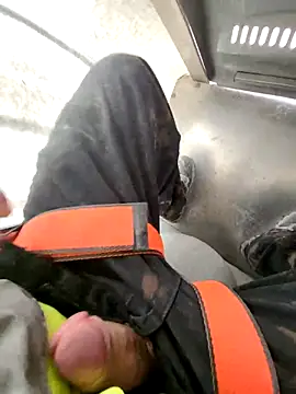 omarito100 online show from 11/28/25, 10:37