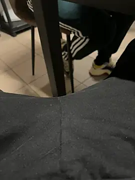 daubine46 online show from 04/01/26, 01:23