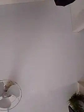 Snapshot of alvaroenriqe23 chatting on 01/19/26, 04:11 alvaroenriqe23 online show from 01/19/26, 04:11