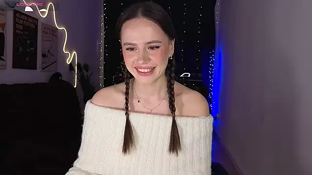 Emillias online show from 12/05/25, 02:04