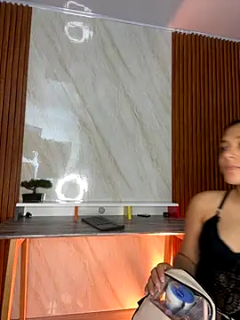 floriamANDjazmin online show from 11/08/25, 07:06