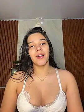 floriamANDjazmin online show from 07/17/26, 03:04