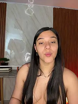 floriamANDjazmin online show from 05/08/26, 07:06