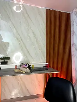 floriamANDjazmin online show from 11/22/25, 07:02