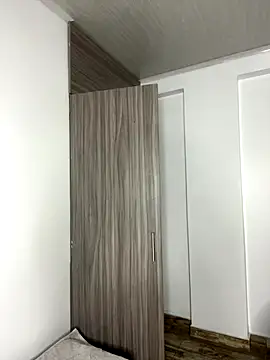 floriamANDjazmin online show from 12/15/25, 05:02