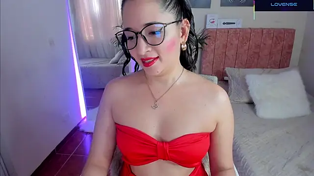 SamanthaBeltran online show from 09/19/25, 08:02