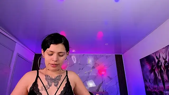 AuroraDiaz online show from 11/24/25, 07:36