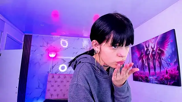 AuroraDiaz online show from 12/20/25, 07:17