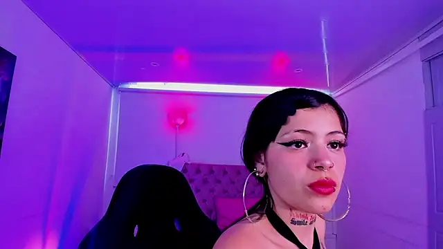 AuroraDiaz online show from 10/21/25, 07:13