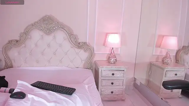 SamanthaPierce online show from 09/09/25, 12:14