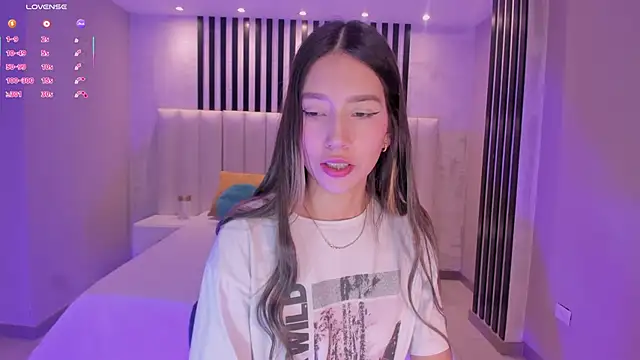 TaraLawrence online show from 11/30/25, 04:57