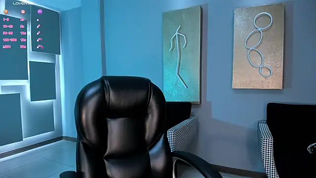 TaraLawrence online show from 10/29/25, 02:43