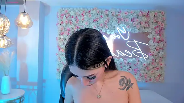 TaraLawrence online show from 03/11/25, 03:25