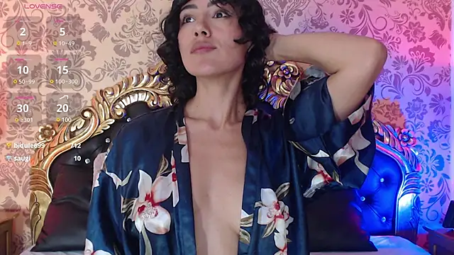 LeeThompson  online show from 03/04/25, 06:39