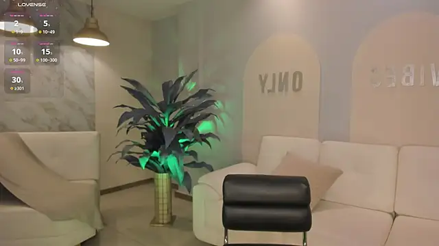 AlanaCraft online show from 09/19/25, 12:09