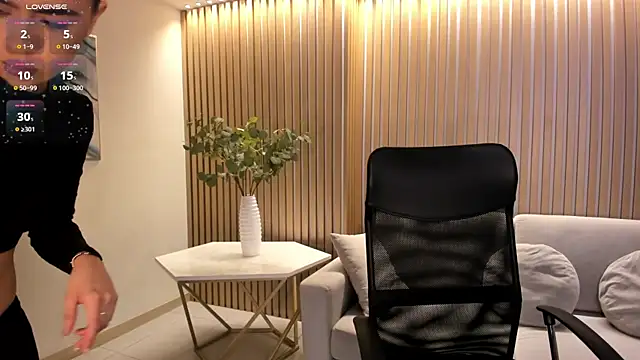 AlanaCraft online show from 10/17/25, 12:40