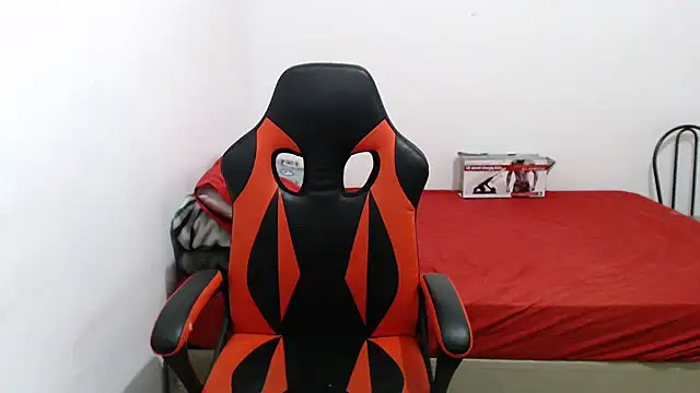 madelyn30 online show from 02/03/26, 09:42